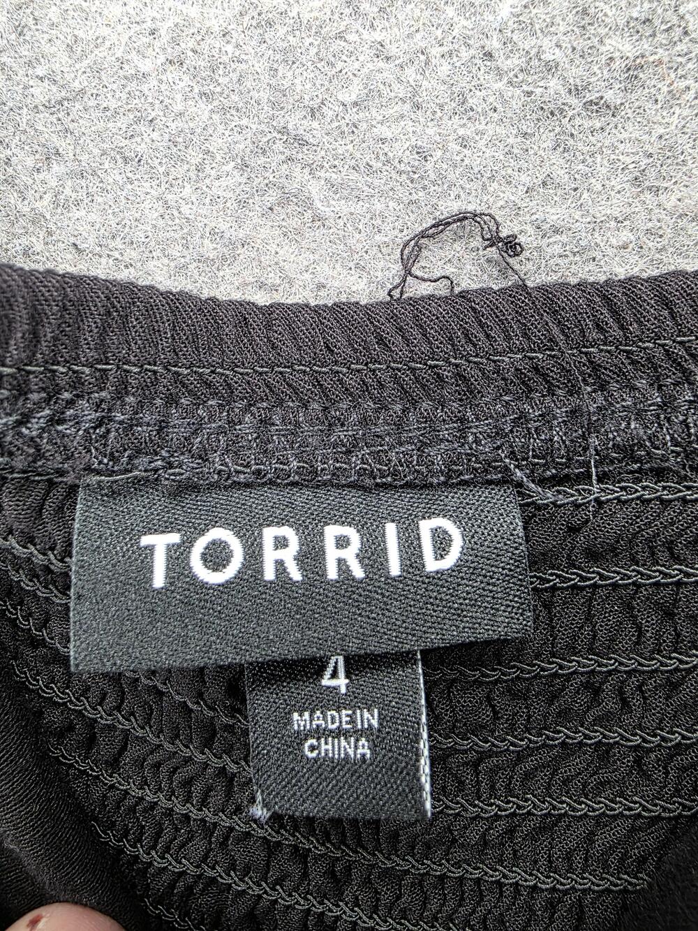 Torrid Romper Womens 4 Black Ruffle Hem Sleeveless Adjustable Straps Rayon Blend - Picture 7 of 10